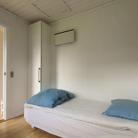 Apartment Gudke - 50m From The Sea In Funen By Interhome